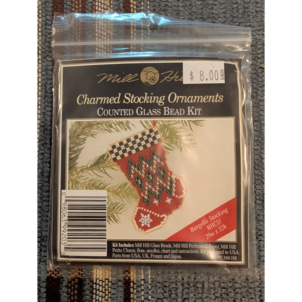 New 1997 Kit Mill Hill Glass Counted Bead MHCS3 Bargello Stockings Ornament